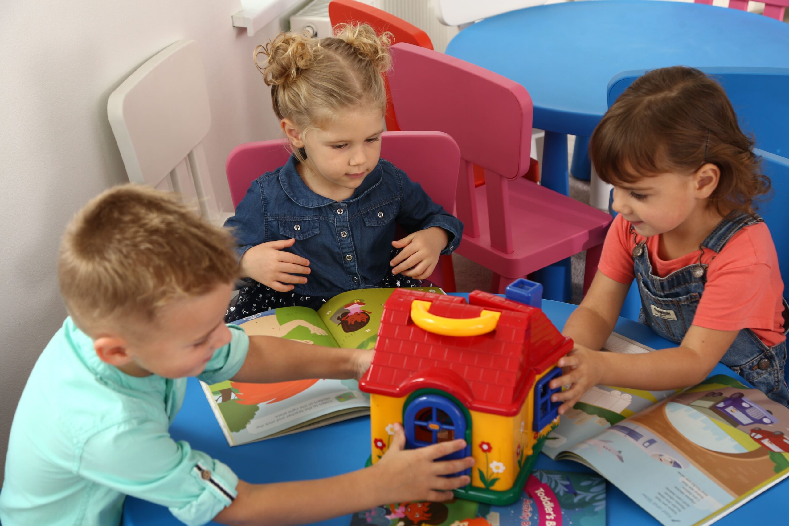 Bambini - ascolto ripetuto Bambini - ascolto ripetuto